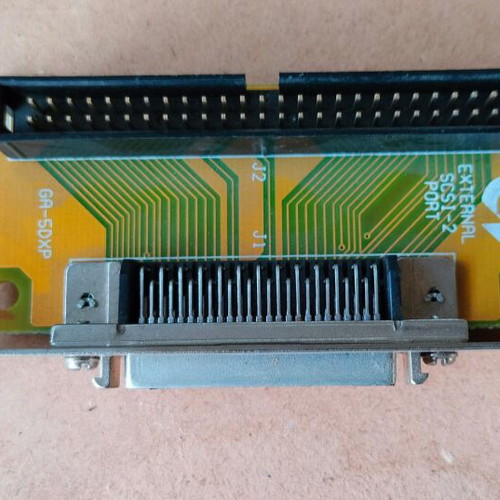 External SCSI-2 port used, code 194V-0 / 9904
