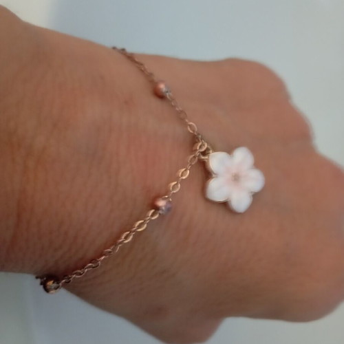 Rose gold bracelet with flower charm, 24 cm