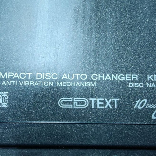 Kenwood KDC-C715 10CD used, with mounts and case