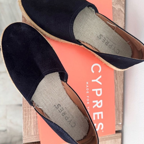Suede espadrilles like new, size 38, black-blue