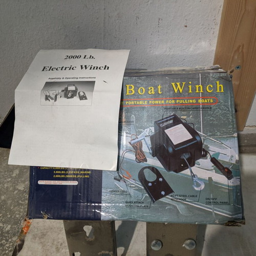 Winch 12V for Trailer Boat new with stainless rod holders and battery case