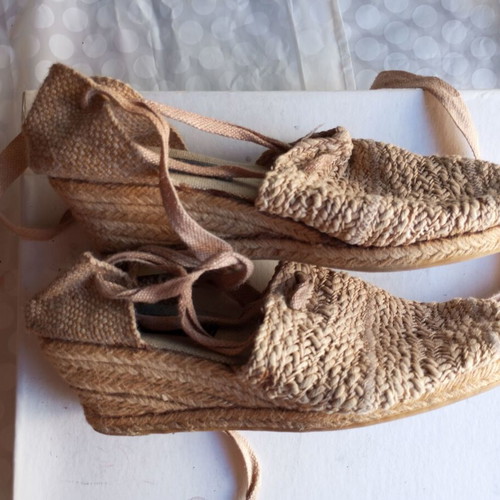 Beige espadrilles size 39 with ankle ties