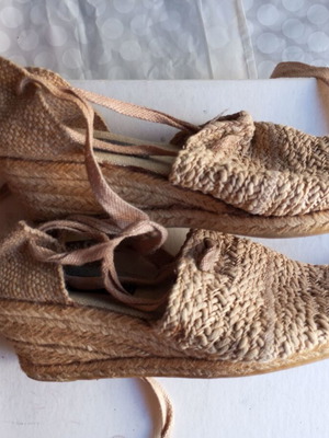 Beige espadrilles size 39 with ankle ties