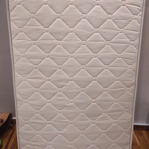 Children's mattress anatomical dimensions 130x80x18 cm like new