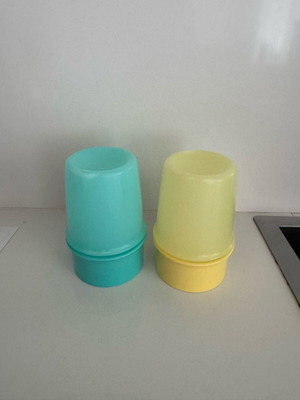 Tupperware egg cups like new, set of 2