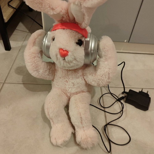 Speaker in bunny design like new