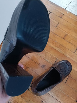Γόβες Bershka καινούργιες, νούμερο 38, καφέ