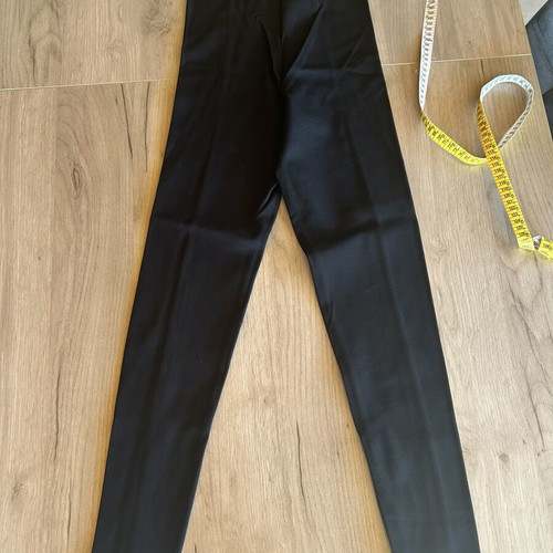 Celestino women's black leggings new, size medium