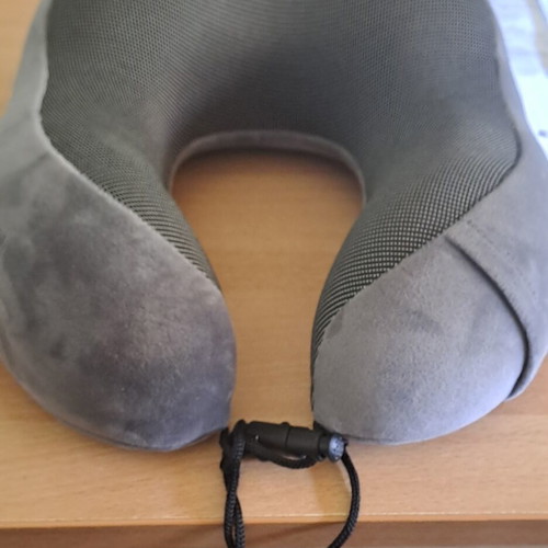 Neck pillow Polo Club Beverly Hills grey like new
