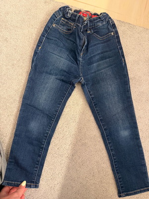 Guess jeans used for 4-year-old girl blue
