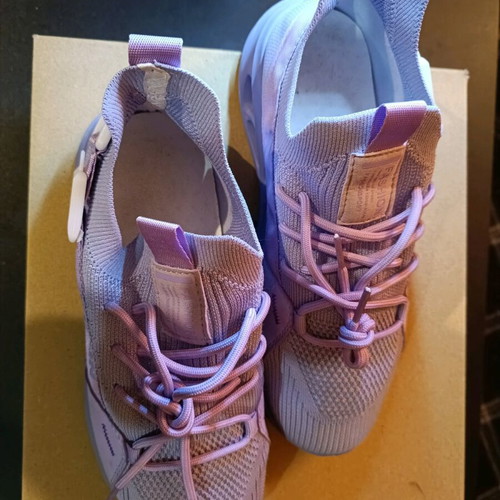 Fashion sport sneakers size 39 like new, pink and purple