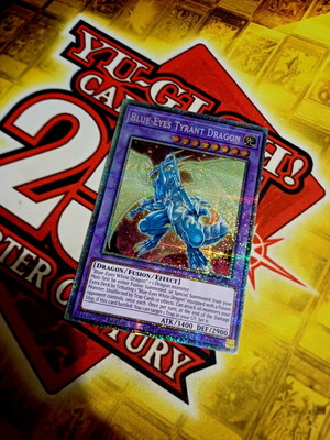 Blue-Eyes Tyrant Dragon MP25 Starlight Rare card near mint