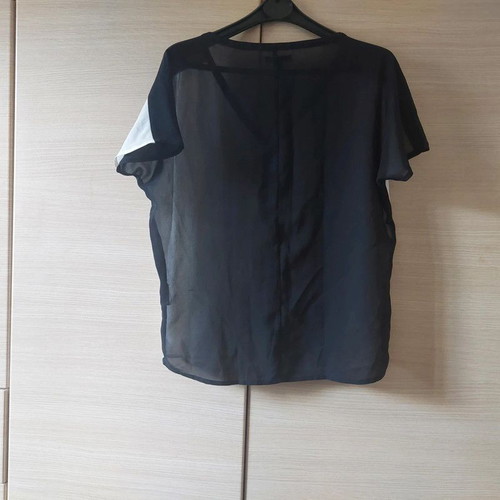 Amisu women's top used, black and white, size Small