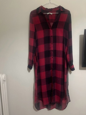 Zara shirt used, size S, with buttons