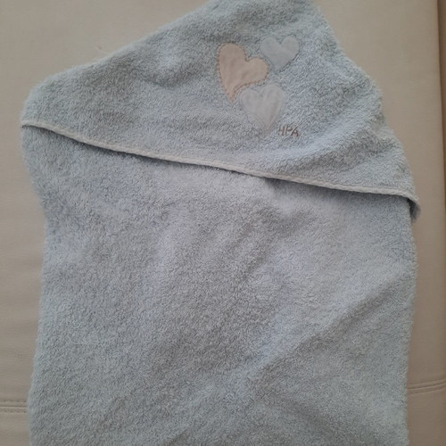Stokke baby hooded poncho towel used