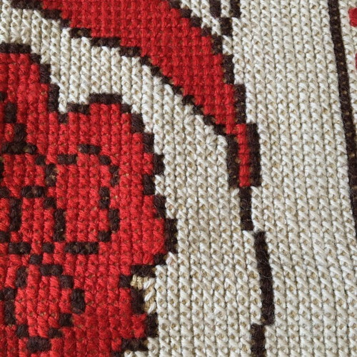 Embroidered rug new, wool thread, size 64x132 cm