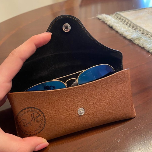 Ray Ban sunglasses used, genuine without scratches