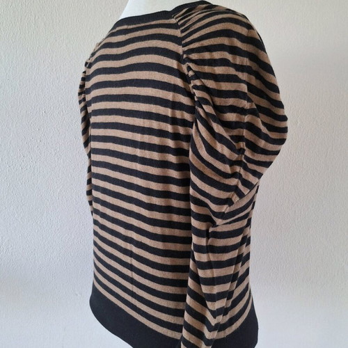 H&M sweater size M like new, black and beige