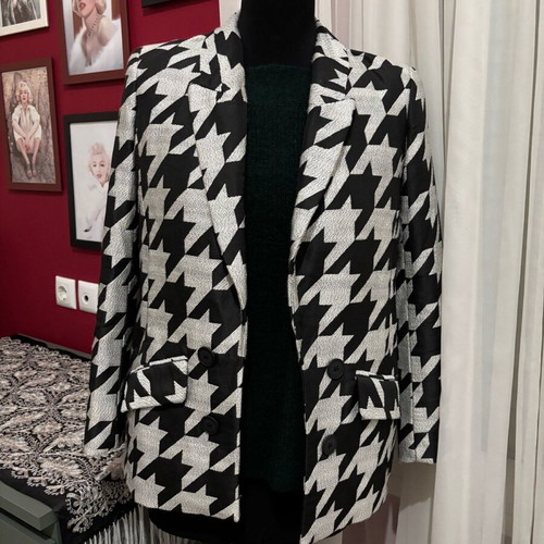 River Island jacket with houndstooth pattern like new, size M
