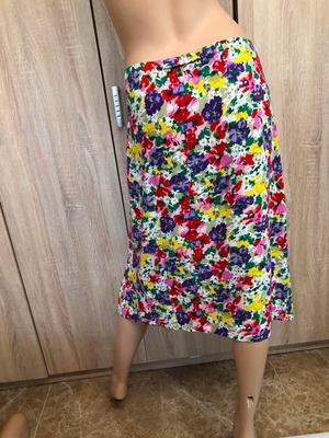 Floral linen skirt, size XL