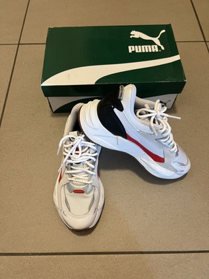 Puma sneakers, size 38, white and red