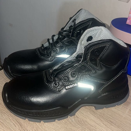 Exena Safety Boots size 37 like new, black, antistatic, oil resistant