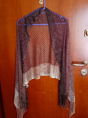 Pack of two scarves like new, brown-mocha and green with pearls