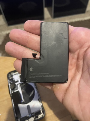 iPhone 16 Pro genuine battery like new