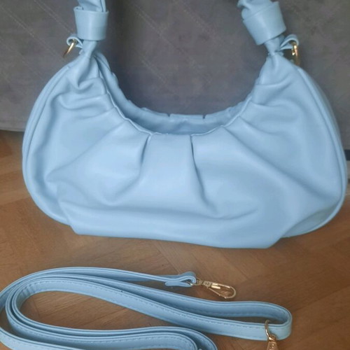 Turquoise shoulder bag like new with detachable strap