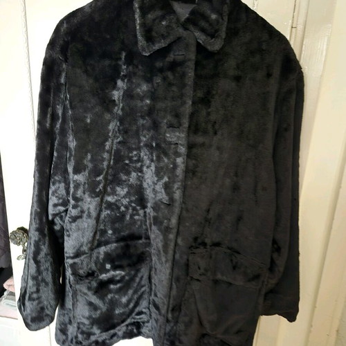 Camomilla synthetic fur black, like new, size L