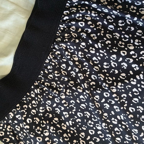 Celestino midi skirt like new with animal print S-M