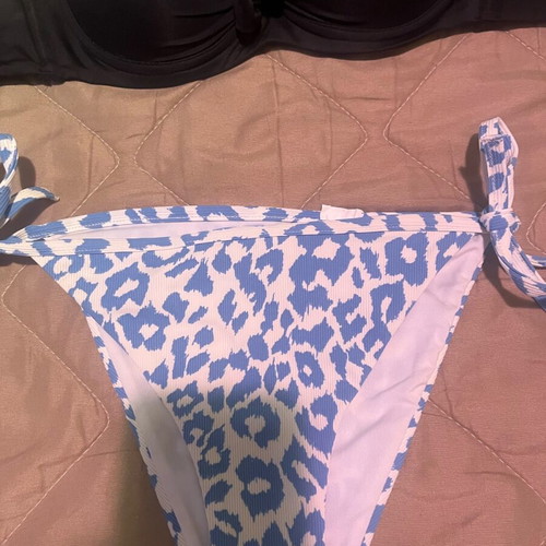 Bikini set new, Calzedonia bottom, Tezenis top, black and white