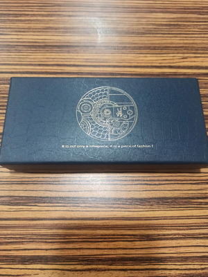 Collectible watch box like new