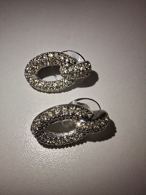 Christian Dior vintage earrings with crystals 14K gold post like new