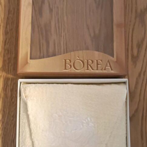 Borea towel set of 3 pieces new, ivory, cotton with embossed design