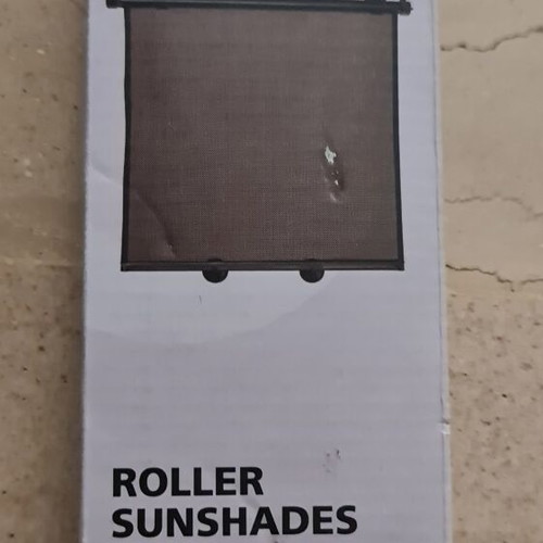 Car sunshade roller 2-pack like new