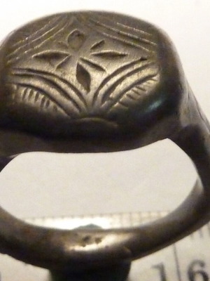 Revival coin ring with cross like new