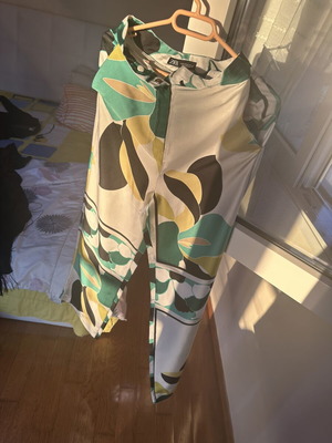 Zara colorful pants size XS like new