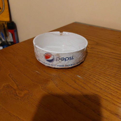 Pepsi ashtray new, no damages