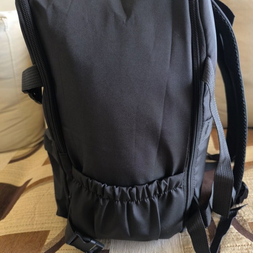 Backpack new, ideal for travel, with shoe compartment, black