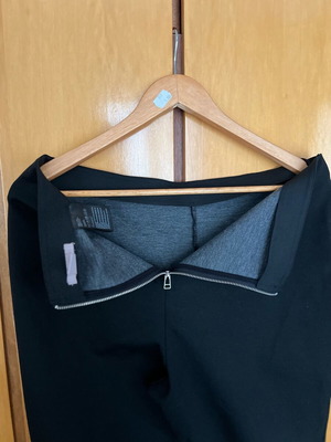H&M black pants new, size L/40/12 with back zipper