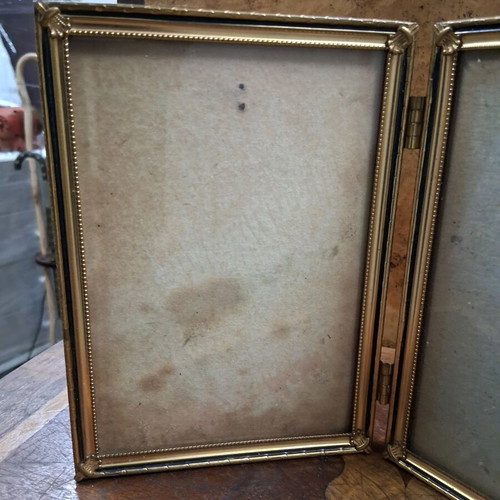 Double vintage frame used