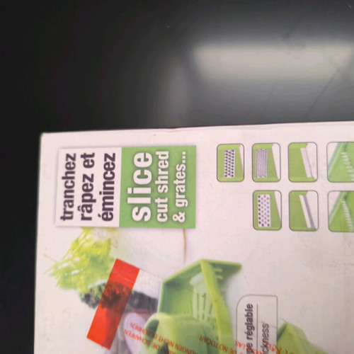 Mastrad Paris Mandoline slicer like new with multiple blades