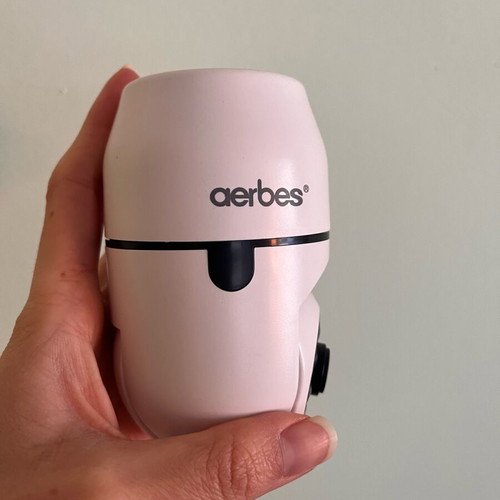 Aerbes wifi smart cameras like new, set of 2