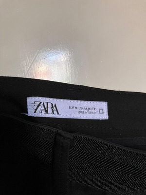 Zara black slim fit elastic pants like new, sizes M and L