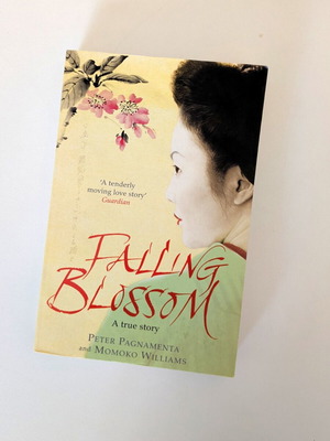 Falling Blossom Peter Pagnamenta & Momoko Williams μεταχειρισμένο, αγγλική χαρτόδετη έκδοση