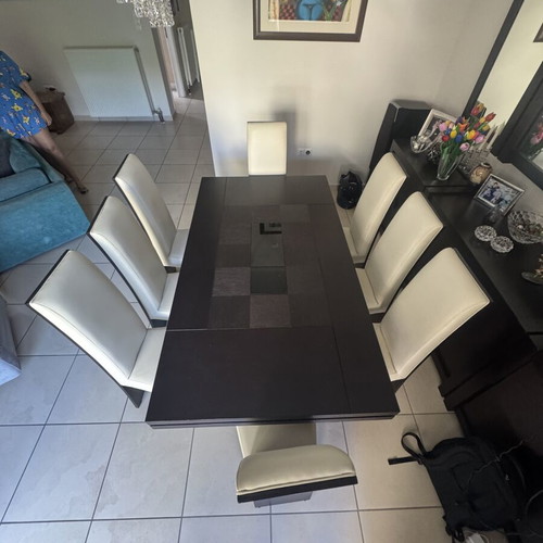 Dining table modern wenge color with glass detail and extension mechanism like new