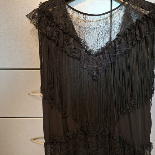 Denny Rose sleeveless blouse with fringes like new, black, size XL
