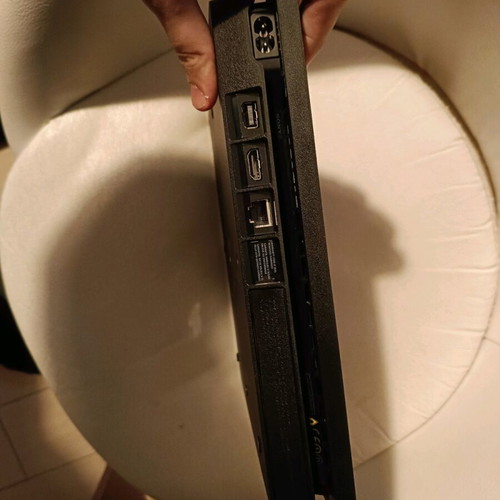 Sony Playstation 4 Slim 1TB σαν καινούργιο χωρίς χειριστήριο