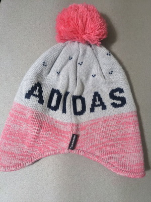 Adidas girls' hat like new, kids size XS